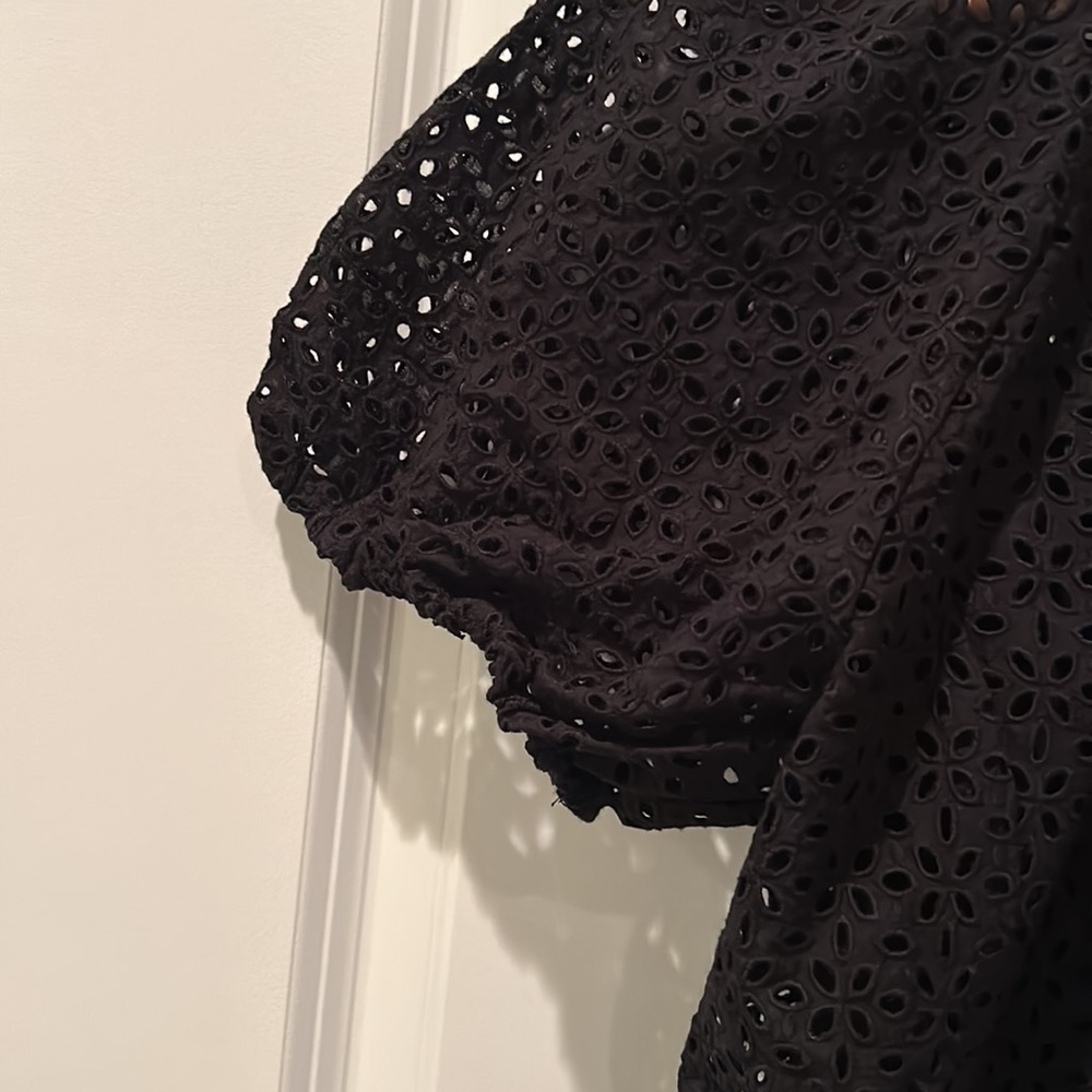 NWT J. Crew Women’s Black Eyelet VBack Puff Sleeve Top BG316 Size 6 - Picture 6 of 9